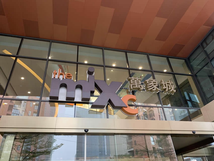 如何提高屋頂發(fā)光字的抗風能力？——【巨匠標識，標識制作廠家】