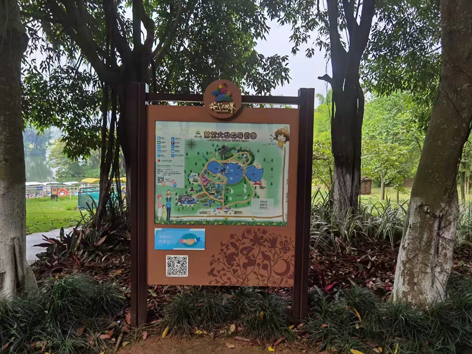 景區(qū)標(biāo)識標(biāo)牌建設(shè)中的效果——【巨匠標(biāo)識，標(biāo)識制作廠家】